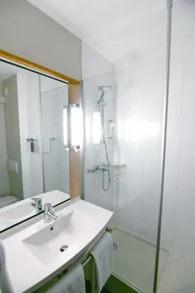 Standard Oda, 1 Çift Kişilik Yatak