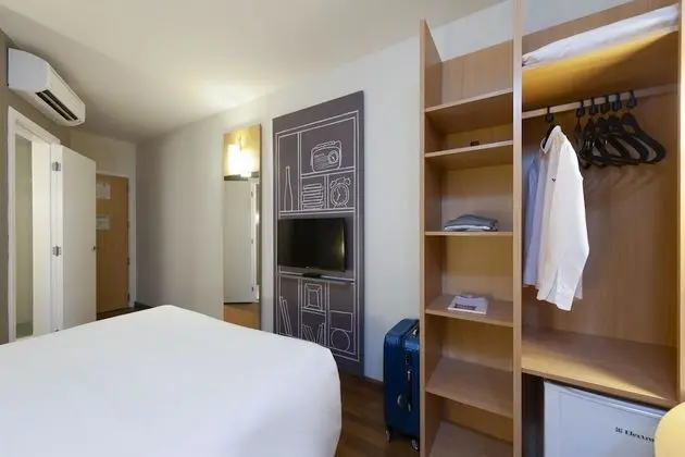 Standard Oda, 1 Çift Kişilik Yatak