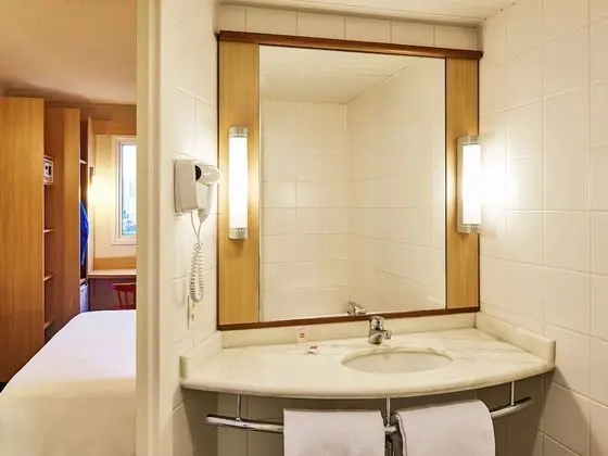 Standard Oda, 1 Çift Kişilik Yatak