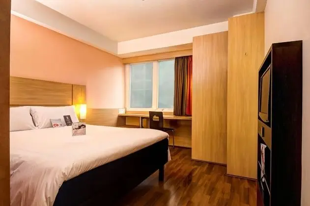 Oda, 1 Çift Kişilik Yatak