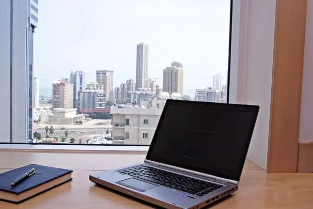 Panorama View with Amenities