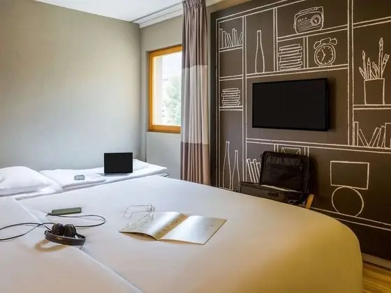 Oda, 2 Tek Kişilik Yatak