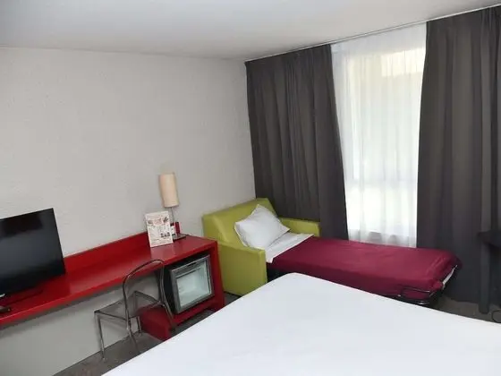 Standard Tek Büyük Yataklı Oda, 1 Çift Kişilik Yatak ve Çekyat