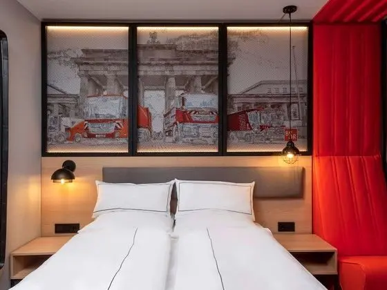 Standardzimmer mit 1 Doppelbett (160x200 cm)