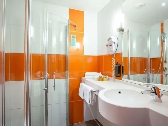 Standard Oda, 1 Çift Kişilik Yatak