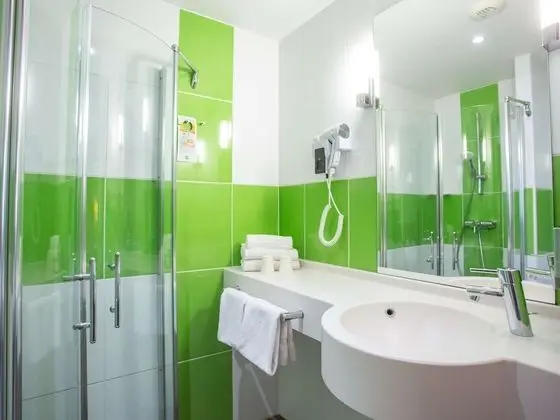 Standard Oda, 1 Çift Kişilik Yatak