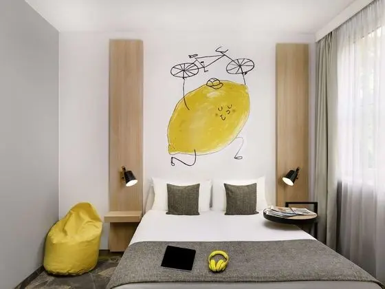Design Tek Büyük Yataklı Oda, 1 Çift Kişilik Yatak