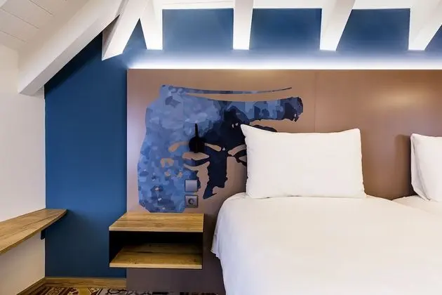 Oda, 3 Tek Kişilik Yatak