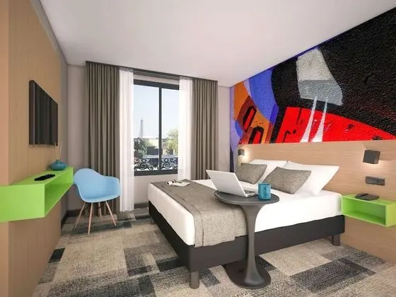 Superior Tek Büyük Yataklı Oda, 1 Çift Kişilik Yatak, Manzaralı, Kule (Eiffel Tower View)