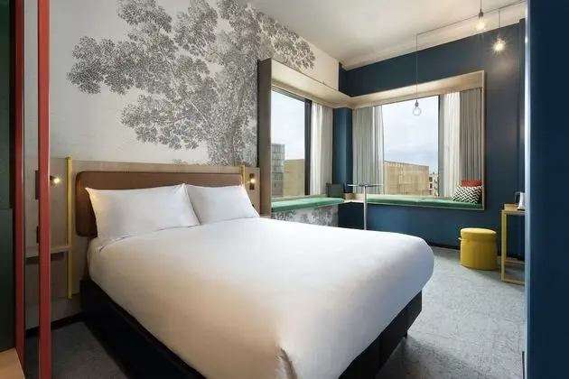 Deluxe Tek Büyük Yataklı Oda, 1 Çift Kişilik Yatak, Köşe