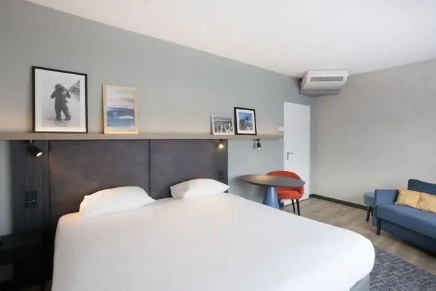Comfort Tek Büyük Yataklı Oda, 1 Çift Kişilik Yatak ve Çekyat