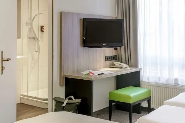 Family Tek Büyük Yataklı Oda, 1 Çift Kişilik Yatak ve Çekyat
