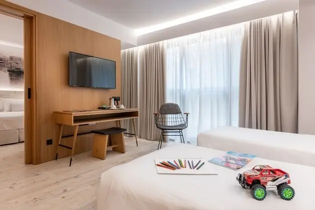Family Oda, 2 Çift Kişilik Yatak