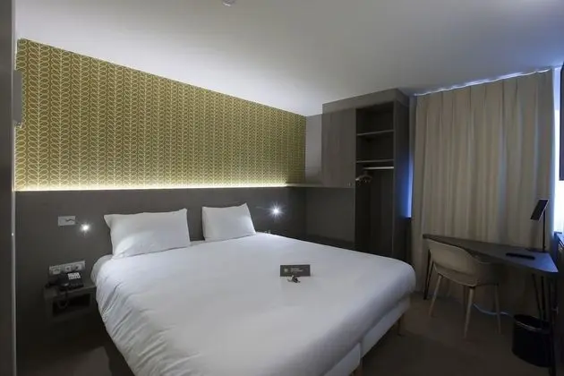 Standard Oda, 1 Çift Kişilik Yatak