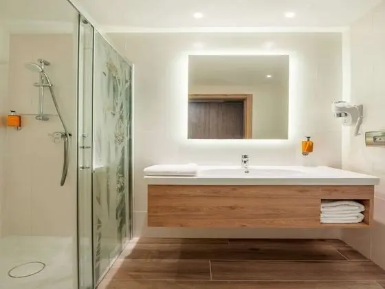 Oda, 2 Tek Kişilik Yatak