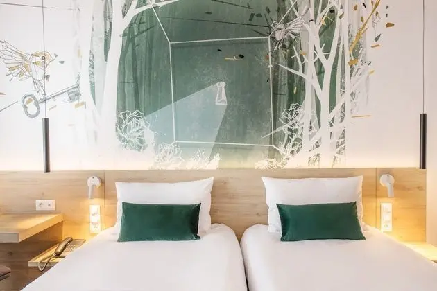 Tek Büyük Yataklı Oda, 1 Çift Kişilik Yatak ve Çekyat