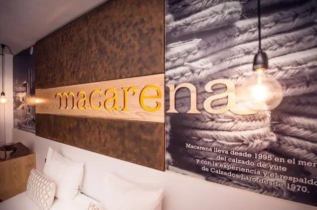 Standard Oda, 1 Büyük (Queen) Boy Yatak