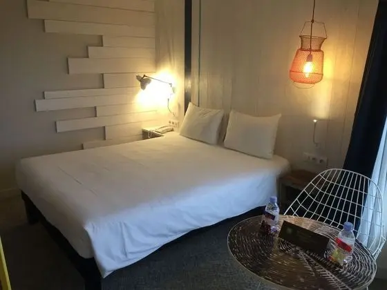 Standard Oda, 1 Çift Kişilik Yatak ve Çekyat