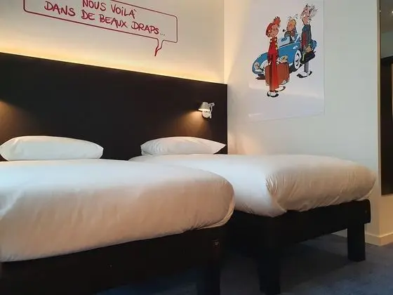 İki Ayrı Yataklı Oda, 2 Tek Kişilik Yatak