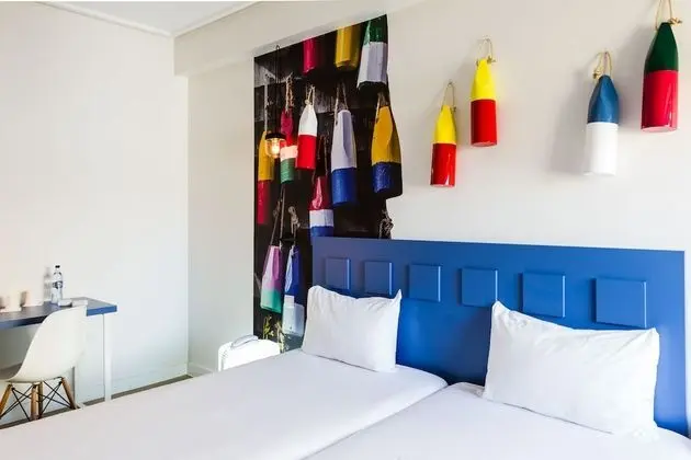 İki Ayrı Yataklı Oda, 2 Tek Kişilik Yatak