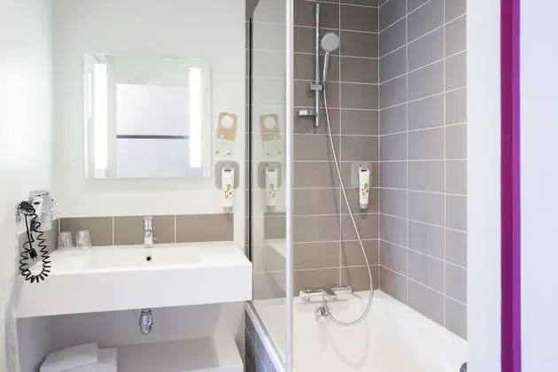 Standard Tek Büyük Yataklı Oda, 1 Çift Kişilik Yatak ve Çekyat