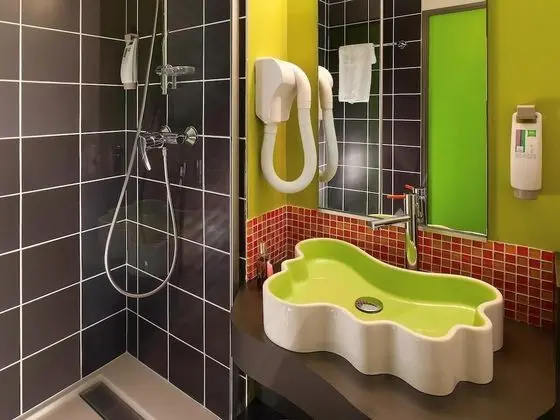 Tek Büyük Yataklı Oda, Birden Çok Yatak, Bağlantılı Odalar