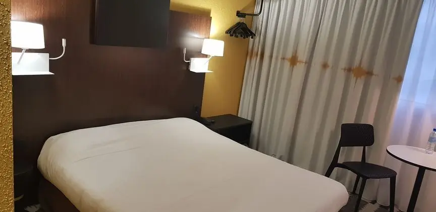 1 Çift Kişilik Veya 2 Tek Kişilik Yatak Standard