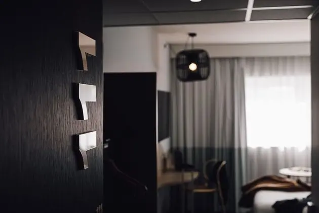 Standard Oda, 1 Çift Kişilik Yatak ve Çekyat