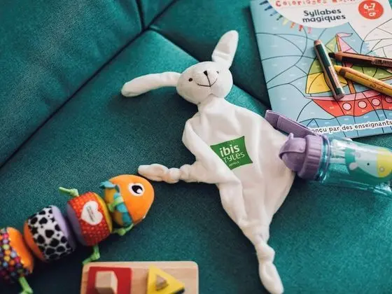 Standard Oda, 1 Çift Kişilik Yatak ve Çekyat