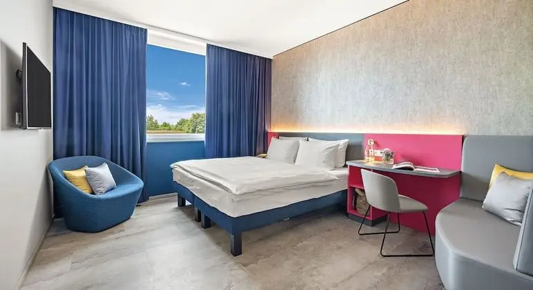 Standard Tek Büyük Yataklı Oda