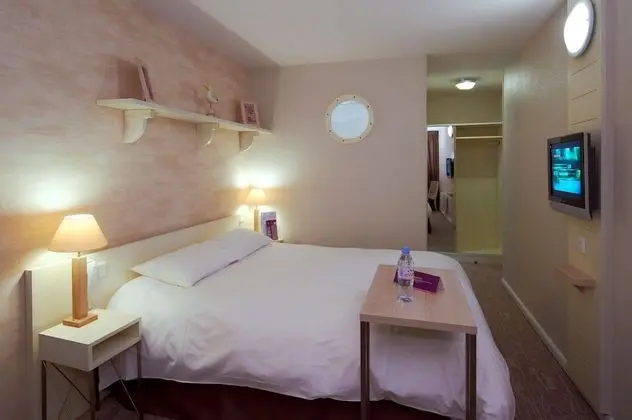 Standard Tek Büyük Yataklı Oda, 1 Çift Kişilik Yatak ve Çekyat