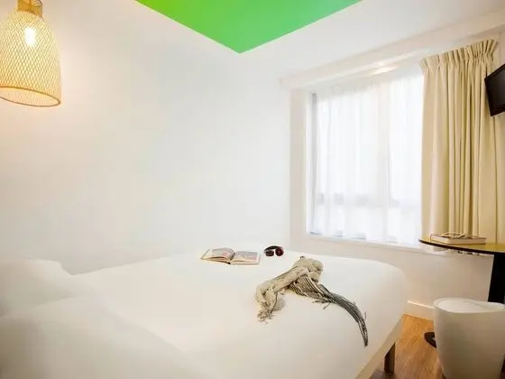 Tek Büyük Yataklı Oda, 1 Çift Kişilik Yatak