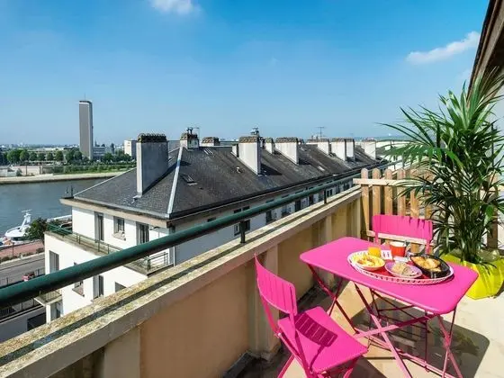Standard Oda, 1 Tek Kişilik Yatak, Balkon