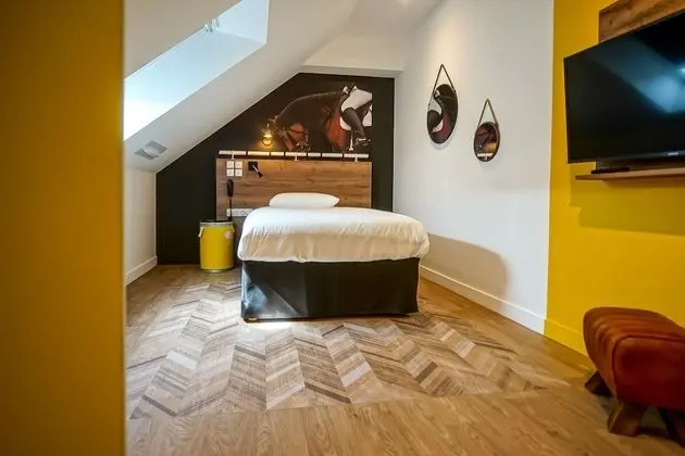 Standard Oda, 1 Tek Kişilik Yatak