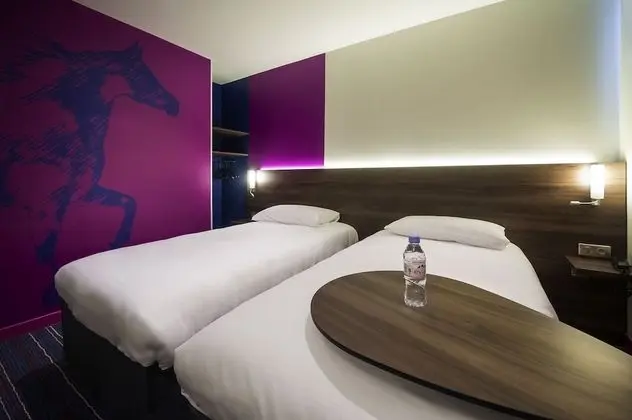 Standard Süit, 2 Çift Kişilik Yatak, Bağlantılı Odalar