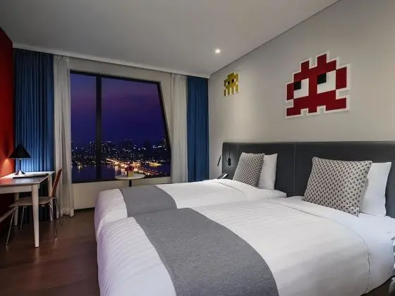 Superior Oda, 2 Tek Kişilik Yatak