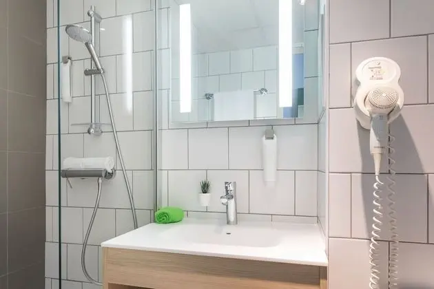 Classic Üç Kişilik Oda