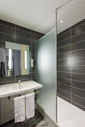 Comfort Tek Büyük Yataklı Oda, 1 Çift Kişilik Yatak