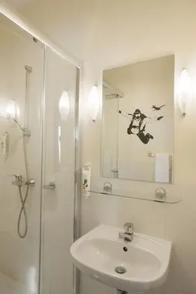 Standard Oda, 1 Tek Kişilik Yatak