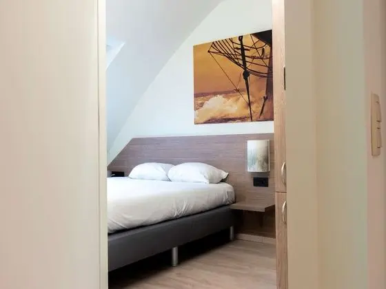 Junior Süit, 1 En Büyük (King) Boy Yatak ve Çekyat, Balkon