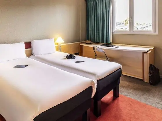 İki Ayrı Yataklı Oda, 2 Tek Kişilik Yatak