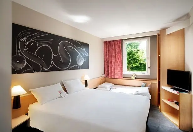 Tek Büyük Yataklı Oda, Birden Çok Yatak