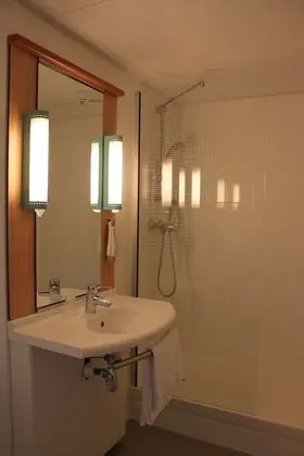Standard Tek Büyük Yataklı Oda, 1 Çift Kişilik Yatak