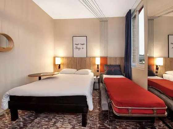 Standard Tek Büyük Yataklı Oda, 1 Çift Kişilik Yatak ve Çekyat