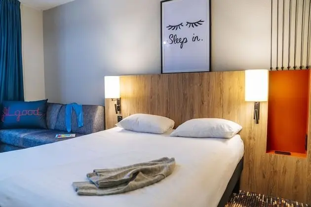 Standard Tek Büyük Yataklı Oda, 1 Çift Kişilik Yatak ve Çekyat