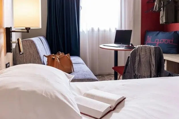 Standard Tek Büyük Yataklı Oda, 1 Çift Kişilik Yatak ve Çekyat