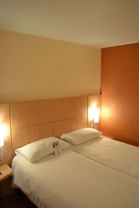 Standard Oda, 2 Tek Kişilik Yatak