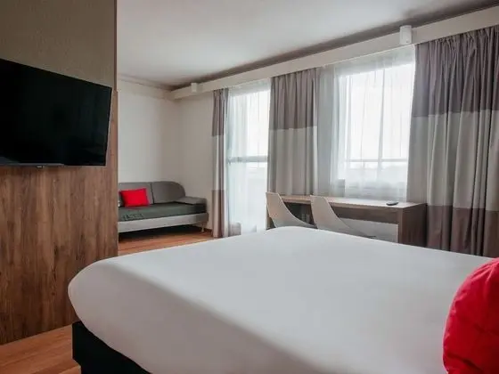 Junior Süit, 1 Çift Kişilik Yatak ve Çekyat, Balkon