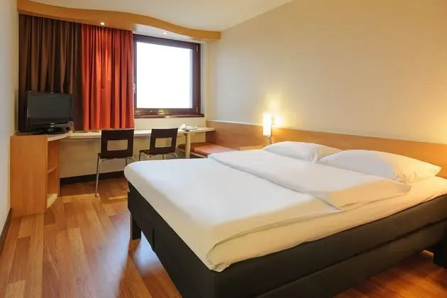 Standard Oda, 1 Çift Kişilik Yatak