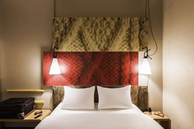 Oda, 1 Çift Kişilik Yatak (New Sleep Easy Concept)